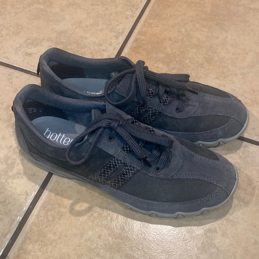 Hotter ortholite stability + women’s grey suede sneaker size 8.5